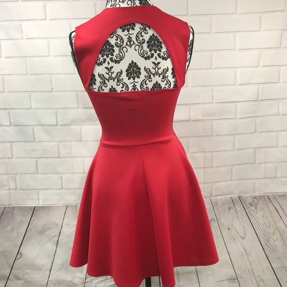 NLY ONE Keyhole Back Dress 🔥 - Picture 4 of 5